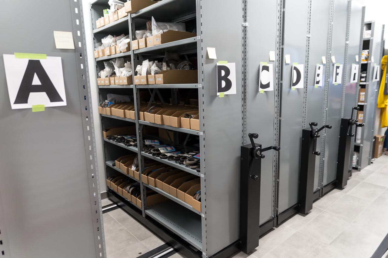 40% space saving thanks to mobile shelving