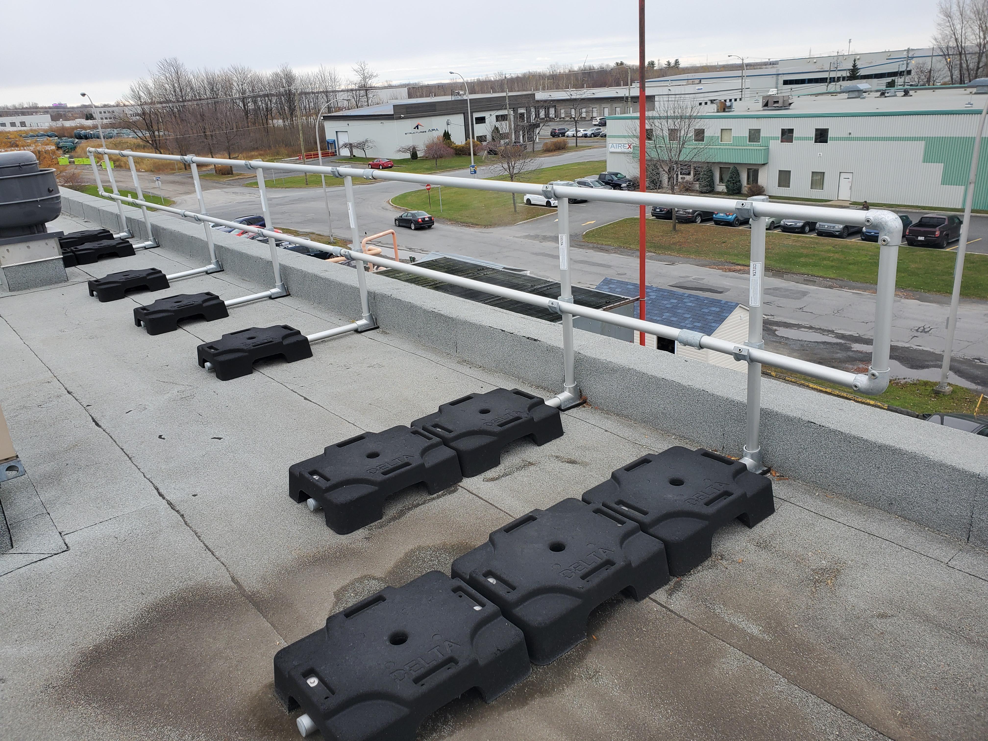 Cette usine de Drummondville priorise une protection antichute collective.