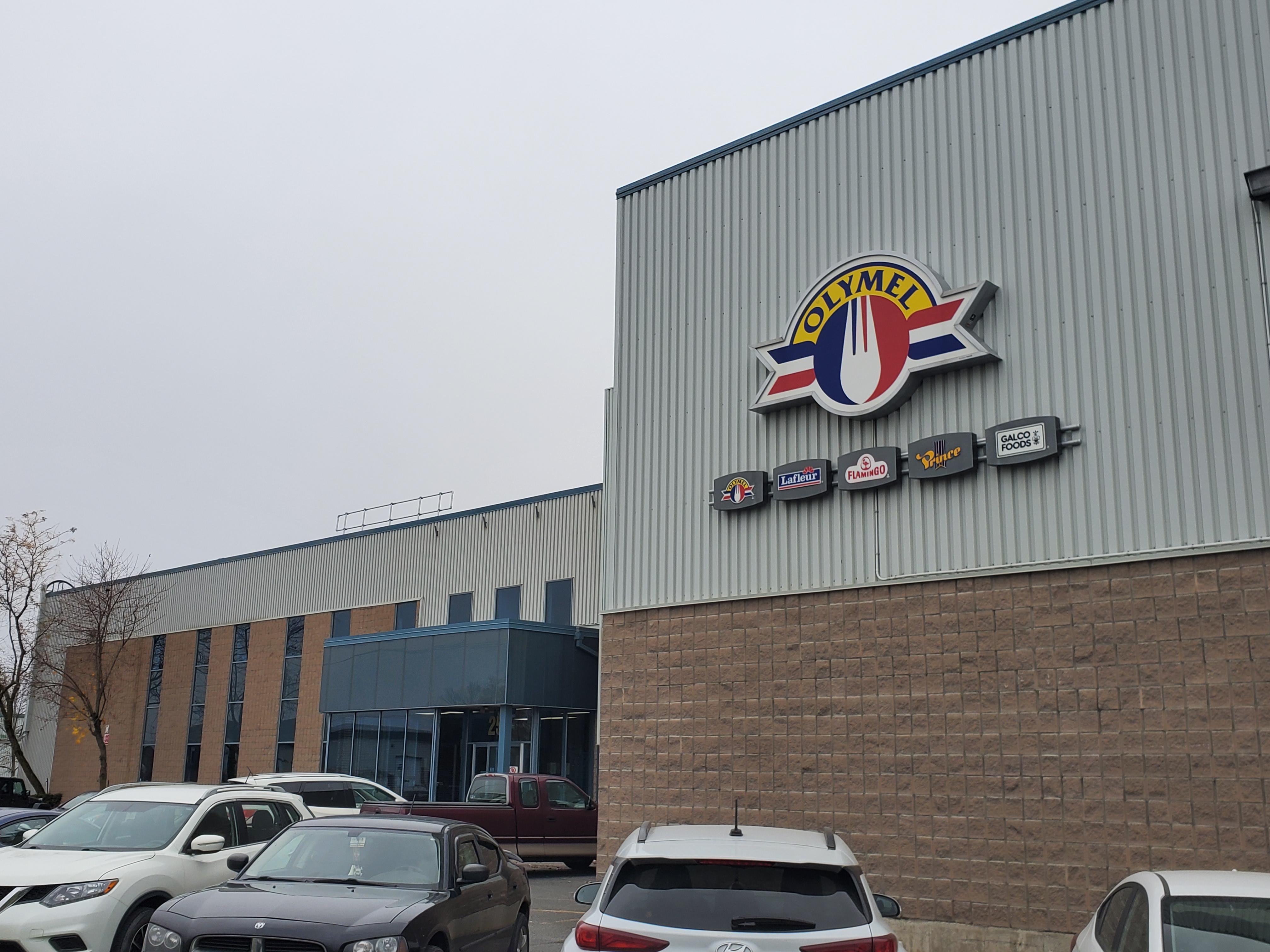 Cette usine de Drummondville priorise une protection antichute collective.